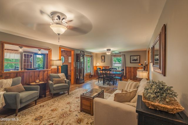 7104 Woods End Road, Galway, NY 12074