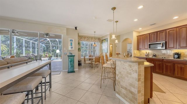 7915 KAVANAGH COURT, Sarasota, FL 34240