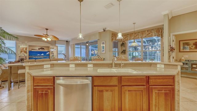 7915 KAVANAGH COURT, Sarasota, FL 34240