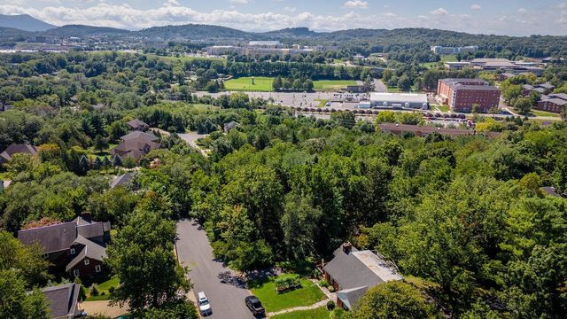 321 WEST VIEW ST, Harrisonburg, VA 22801