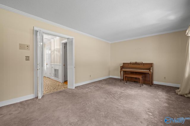 619 Dellwood Road SE, Huntsville, AL 35802