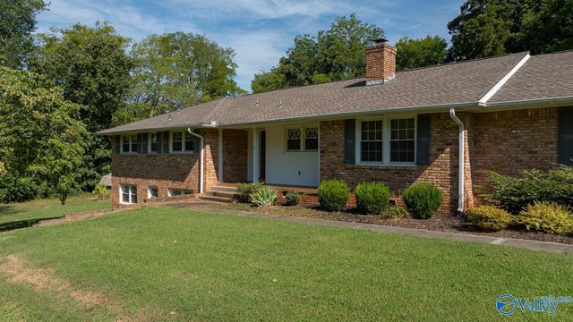 619 Dellwood Road SE, Huntsville, AL 35802