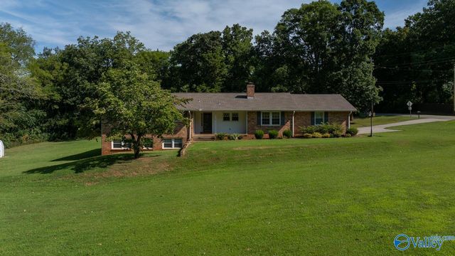 619 Dellwood Road SE, Huntsville, AL 35802