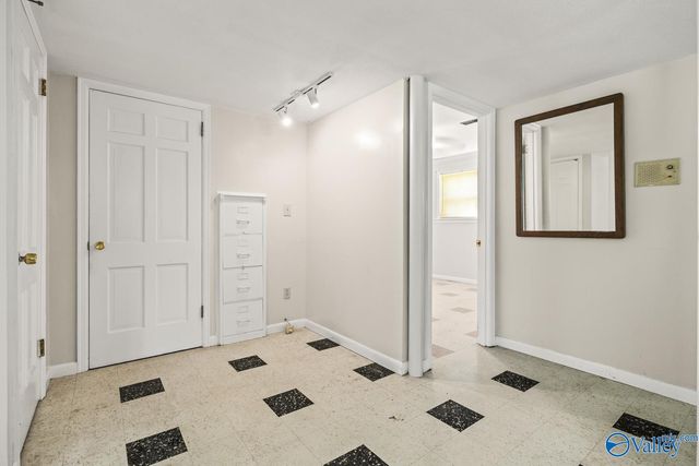 619 Dellwood Road SE, Huntsville, AL 35802