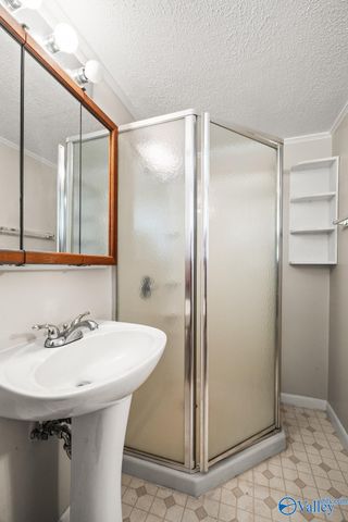 619 Dellwood Road SE, Huntsville, AL 35802