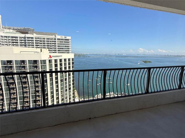 555 NE 15th St TS D, Miami, FL 33132