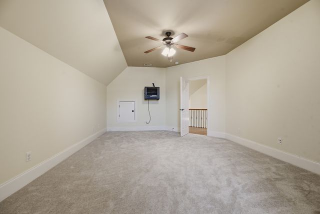 2926 Frank Robinson Dr, Murfreesboro, TN 37130