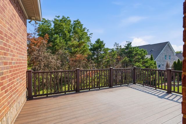 2926 Frank Robinson Dr, Murfreesboro, TN 37130