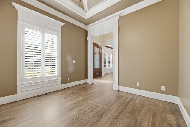 2926 Frank Robinson Dr, Murfreesboro, TN 37130