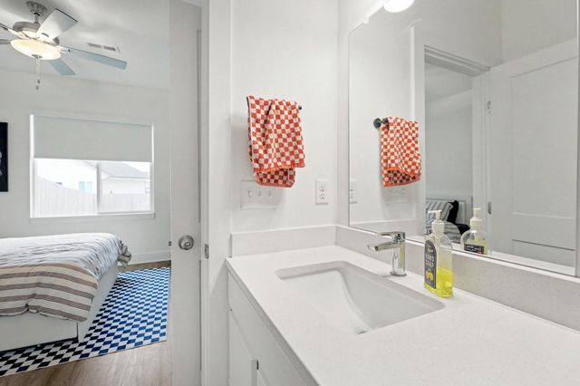 438 W Long Path Ct, Goddard, KS 67052