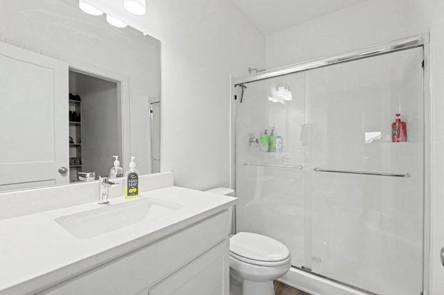 438 W Long Path Ct, Goddard, KS 67052