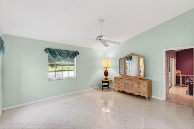 7808 Coral Lake Drive, Delray Beach, FL 33446