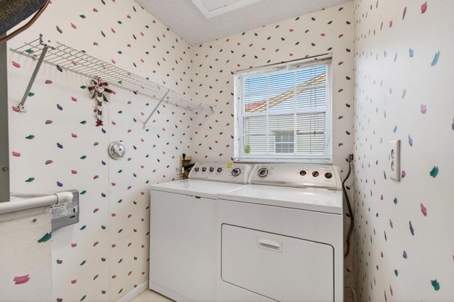 7808 Coral Lake Drive, Delray Beach, FL 33446