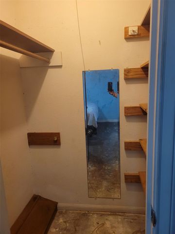 3 Ivy Court, Jones Creek, TX 77541