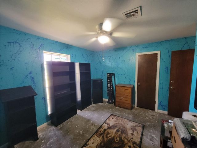 3 Ivy Court, Jones Creek, TX 77541