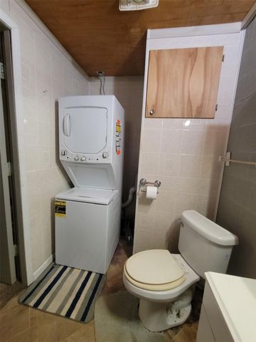 3 Ivy Court, Jones Creek, TX 77541