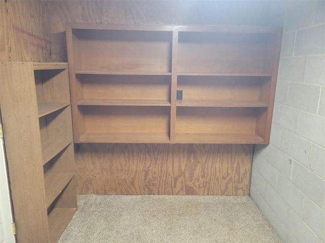 3 Ivy Court, Jones Creek, TX 77541