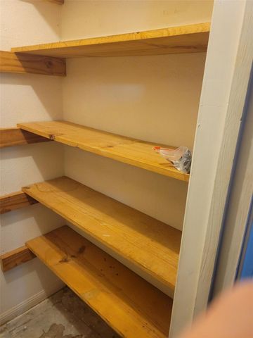 3 Ivy Court, Jones Creek, TX 77541