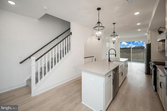 9403 PACIFIC ELM ST, Fredericksburg, VA 22407