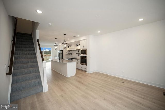 9403 PACIFIC ELM ST, Fredericksburg, VA 22407