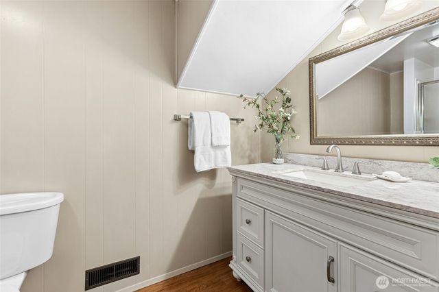 16602 NE 18th Street, Bellevue, WA 98008