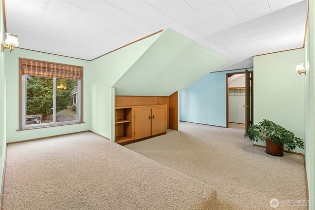 16602 NE 18th Street, Bellevue, WA 98008