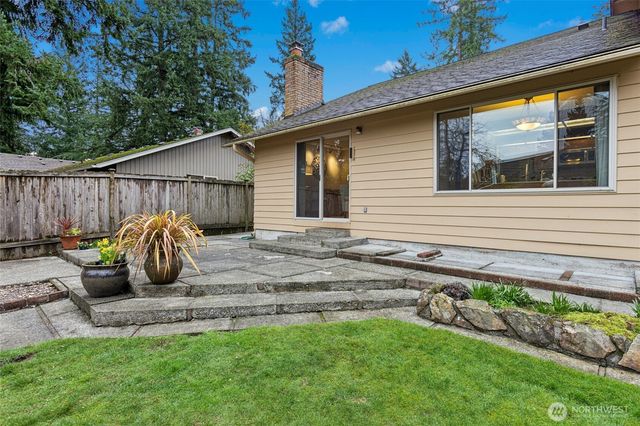 16602 NE 18th Street, Bellevue, WA 98008