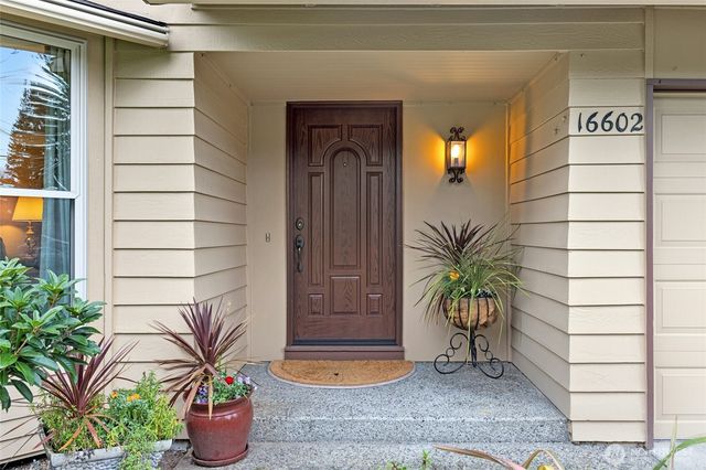 16602 NE 18th Street, Bellevue, WA 98008