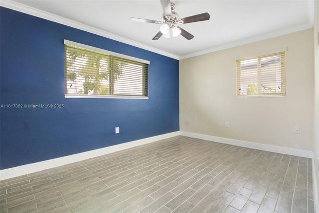 1160 NW 79th Ter, Pembroke Pines, FL 33024