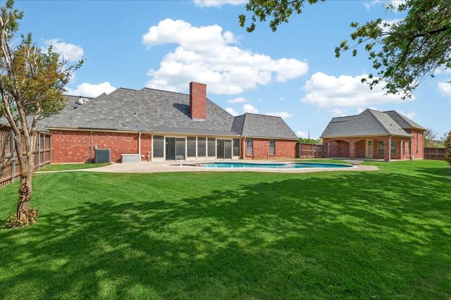 2303 Hillside Court, Southlake, TX 76092