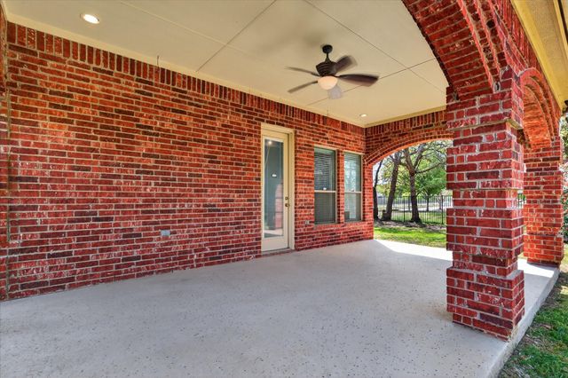 2303 Hillside Court, Southlake, TX 76092