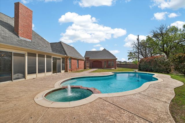 2303 Hillside Court, Southlake, TX 76092