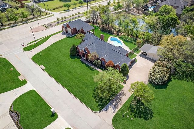 2303 Hillside Court, Southlake, TX 76092