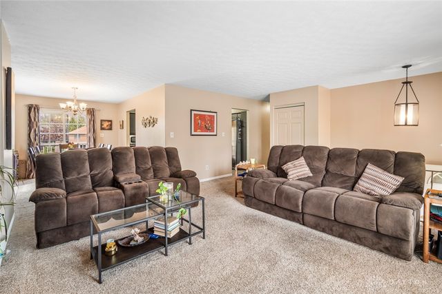 321 Allanhurst Avenue, Vandalia, OH 45377