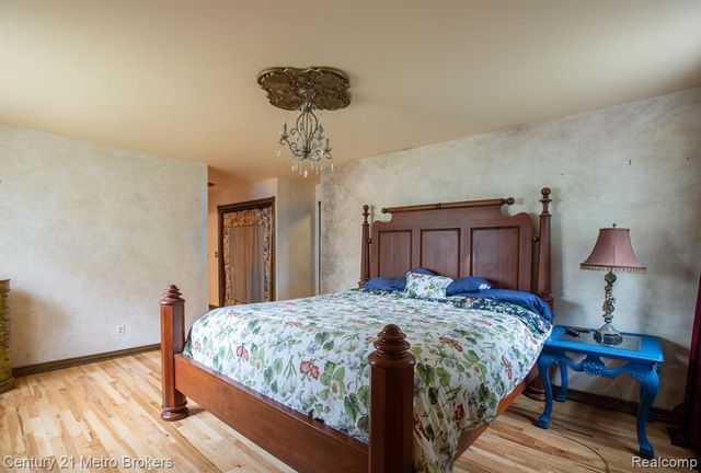 5262 Conifer Drive, Columbiaville, MI 48421