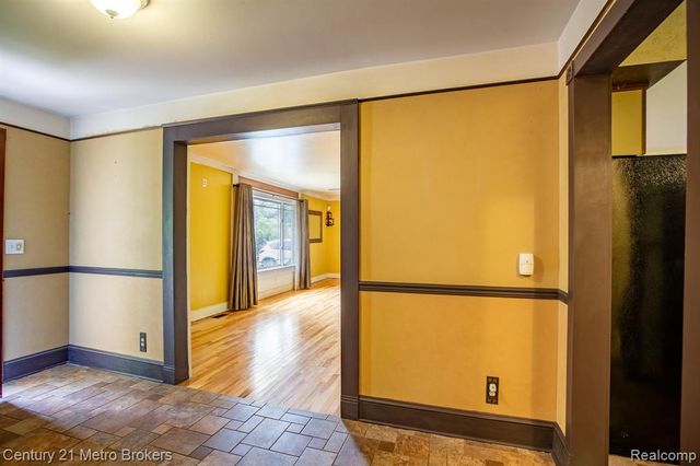 5262 Conifer Drive, Columbiaville, MI 48421