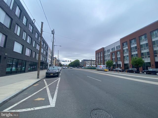 458 E GIRARD AVE, Philadelphia, PA 19125