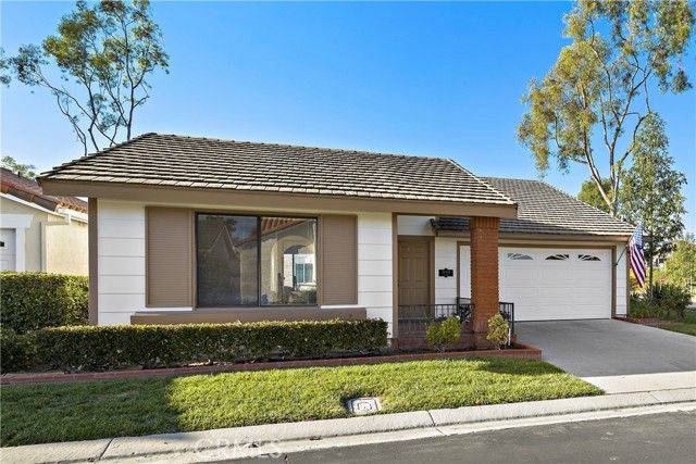 28402 Pacheco, Mission Viejo, CA 92692