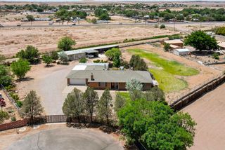 2809 PALACIO Place SW, Albuquerque, NM 87105