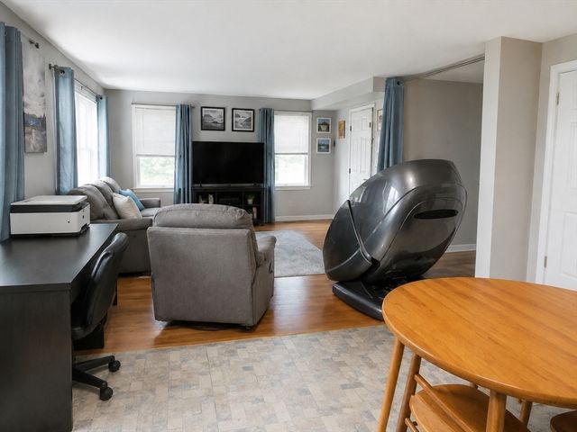 11 Gardner 4, Salem, MA 01970