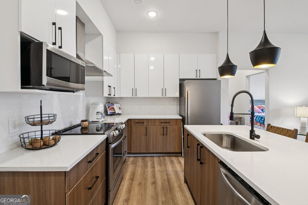 112 Rogers Street NE 409, Atlanta, GA 30317 — photo 3
