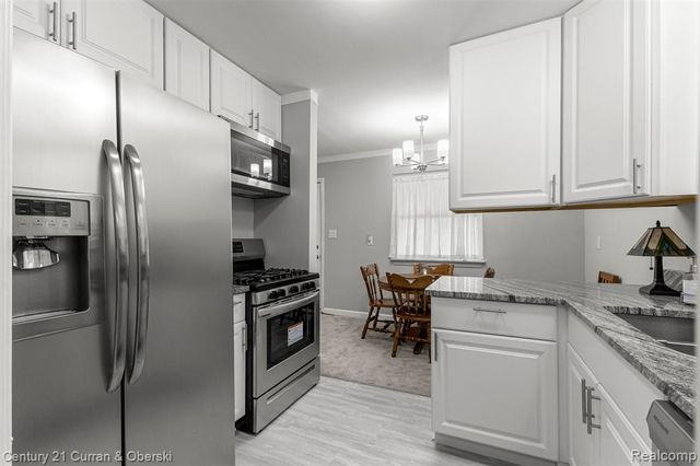 7120 Jackson Avenue, Taylor, MI 48180