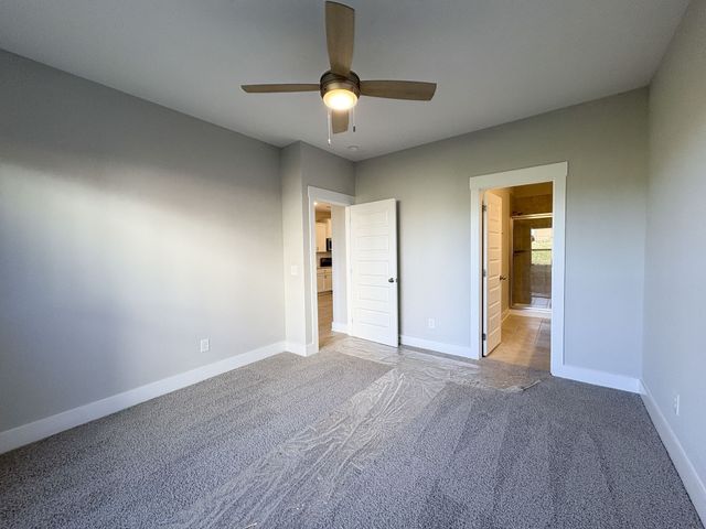 1341 Halter Park Dr, Gallatin, TN 37066