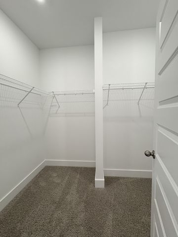 1341 Halter Park Dr, Gallatin, TN 37066