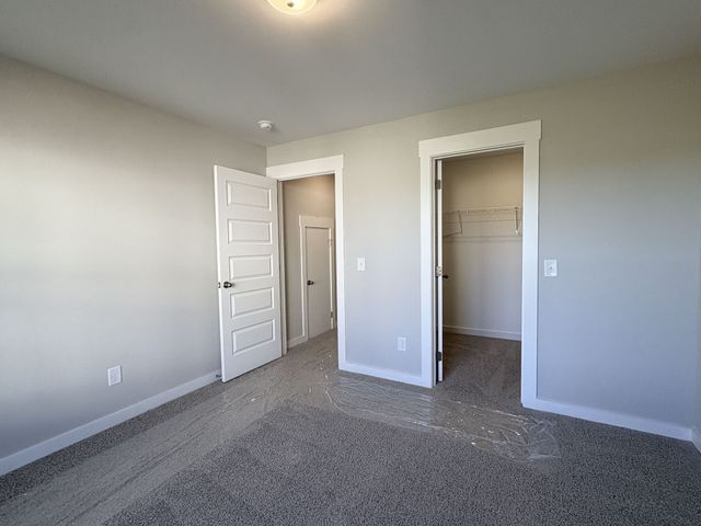 1341 Halter Park Dr, Gallatin, TN 37066