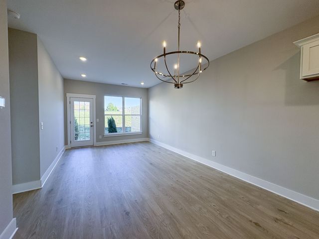 1341 Halter Park Dr, Gallatin, TN 37066