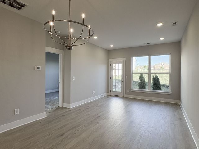 1341 Halter Park Dr, Gallatin, TN 37066