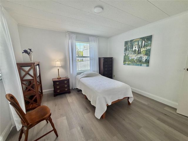 103 ROYAL PALM DRIVE, Leesburg, FL 34748