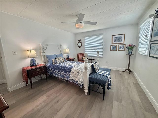 103 ROYAL PALM DRIVE, Leesburg, FL 34748