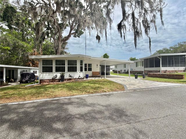 103 ROYAL PALM DRIVE, Leesburg, FL 34748